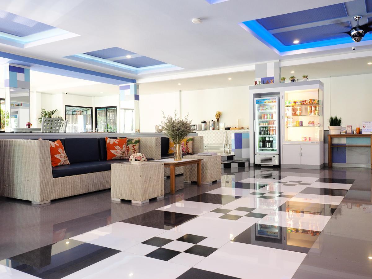 Siri Hotel Phuket Bagian luar foto