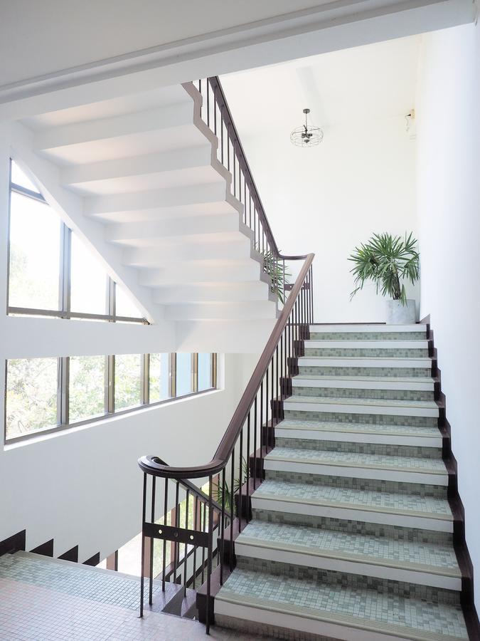 Siri Hotel Phuket Bagian luar foto