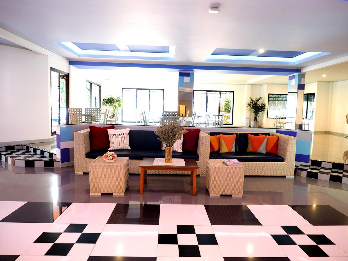Siri Hotel Phuket Bagian luar foto