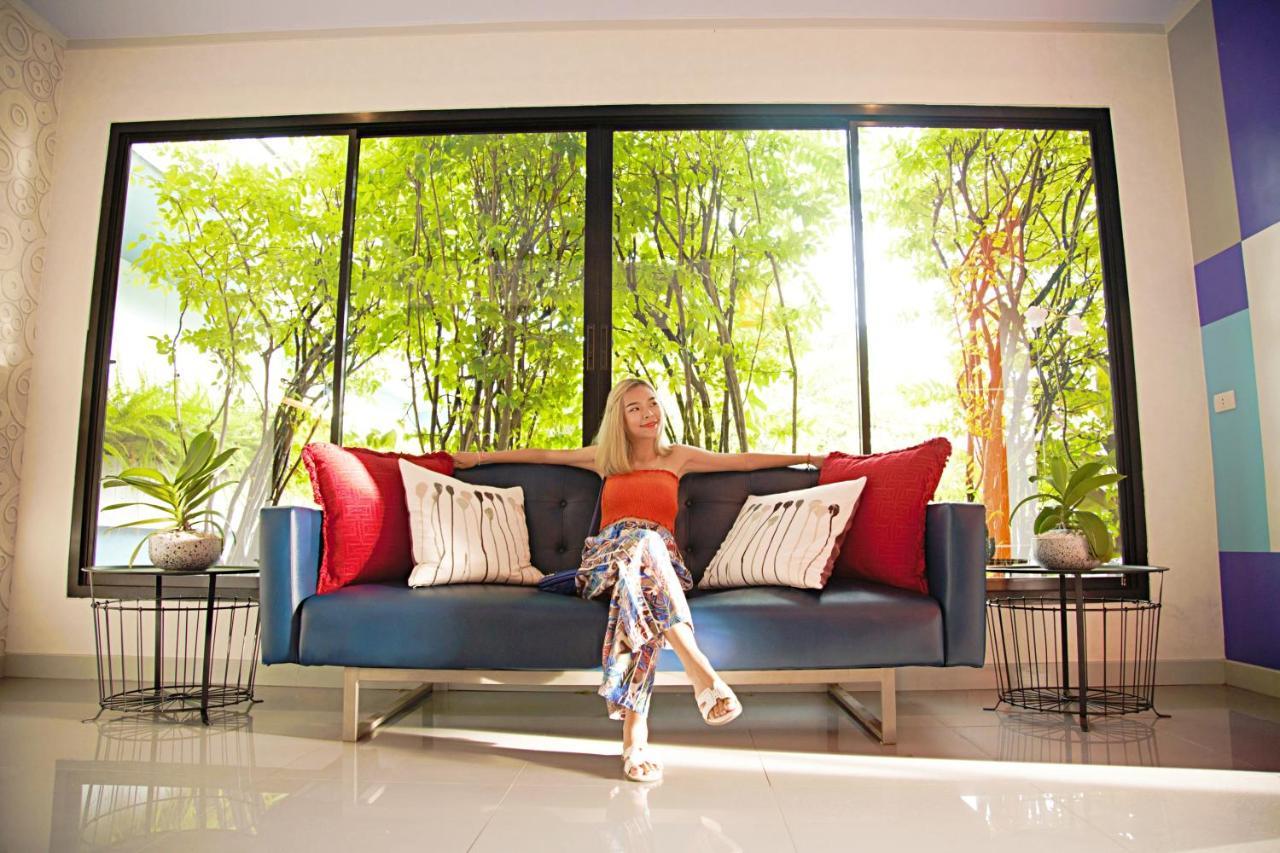 Siri Hotel Phuket Bagian luar foto